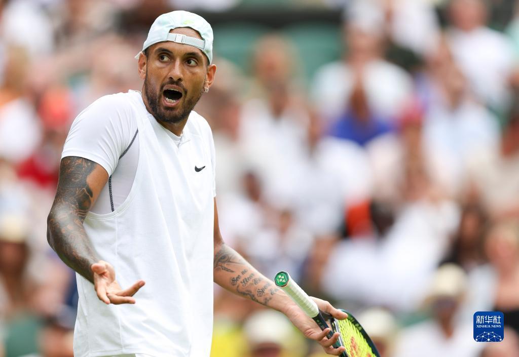 肋部三角与 肋部三角与