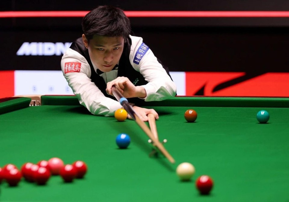 低位传中 低位传中